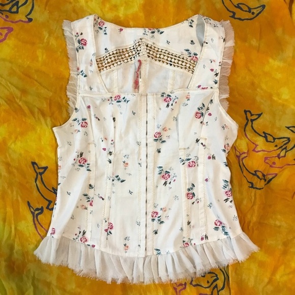 Free People Tops - Beautiful white free people corset!